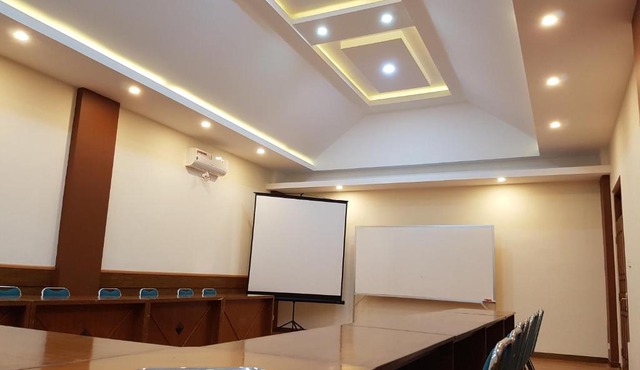 Wisma Tamu UKSW in Salatiga