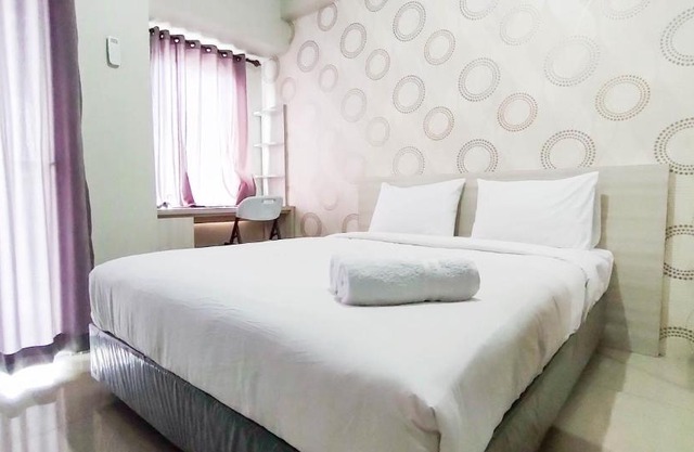New Furnished & Modern @ Studio Tamansari Mahogany Karawang Apartment By Travelio in Karawang