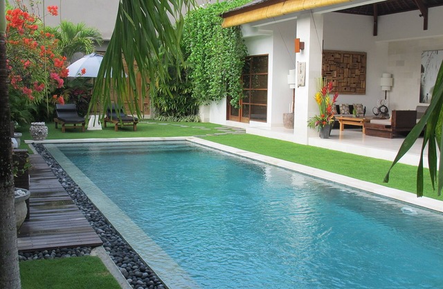 Stylish & Elegant 2BR Luxury Villa, Seminyak - Private Bar & Kitchen! in Seminyak