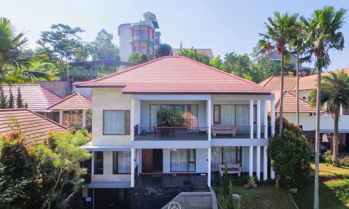 Cigadung Villa | Kirei Mountain View Villa 7 Br With Heated Pool