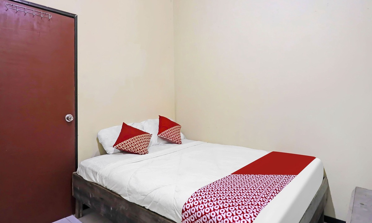 Lubuk Baja Hotel | Hotel O Kartika Guest House SyariahNearPantai Stres