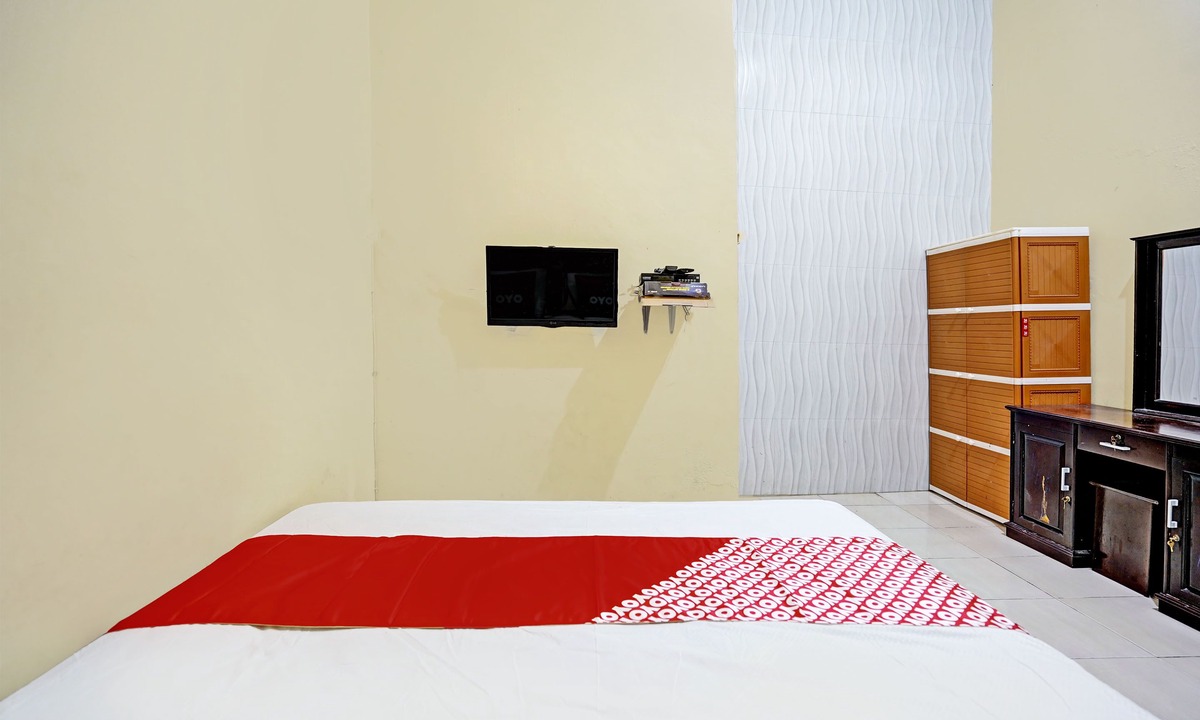 Lamongan Hotel | OYO Life 93032 Maju Mapan Homestay Syariah