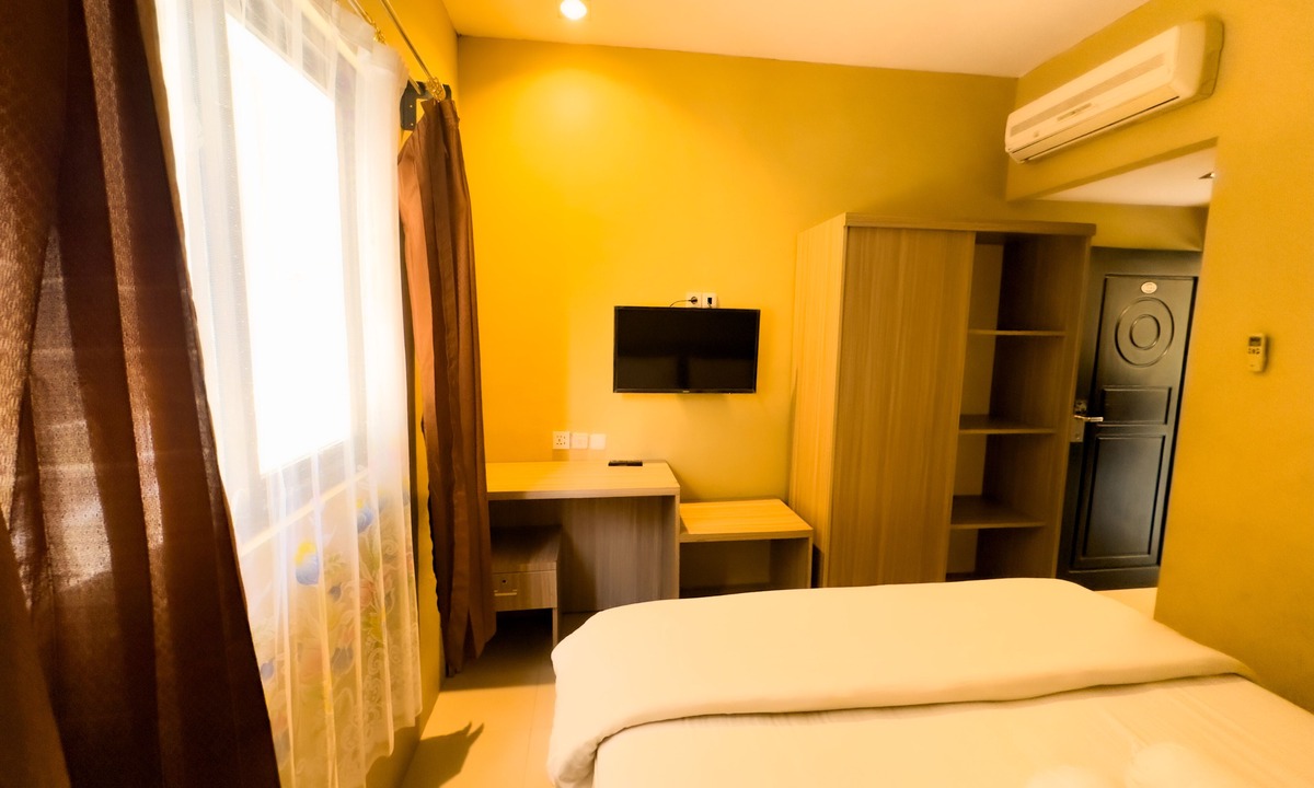 Sampit Hotel | Mess MT Haryono
