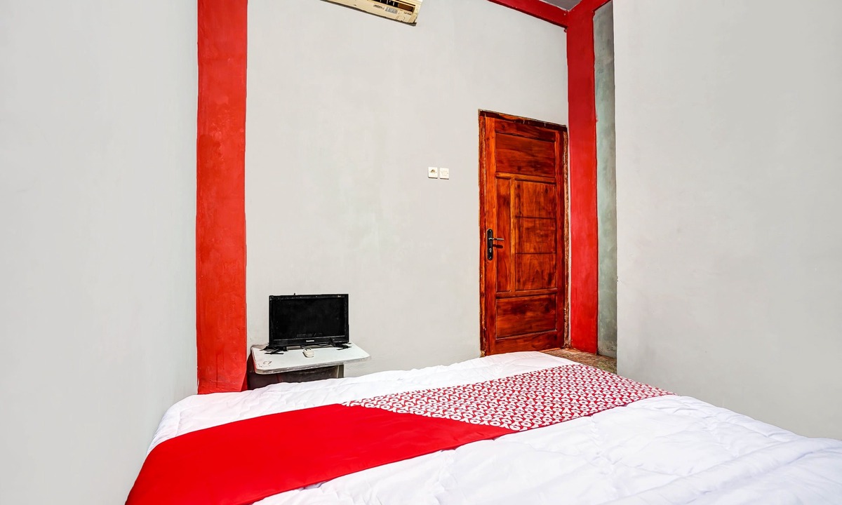 Siwalankerto Hotel | Hotel O Griyo Sonia