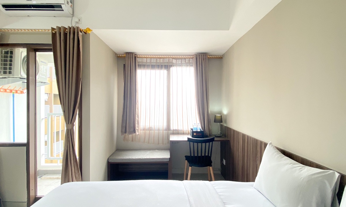 Duren Sawit Apartment | Well Furnished and Cozy Studio at LRT City Jatibening Apartment