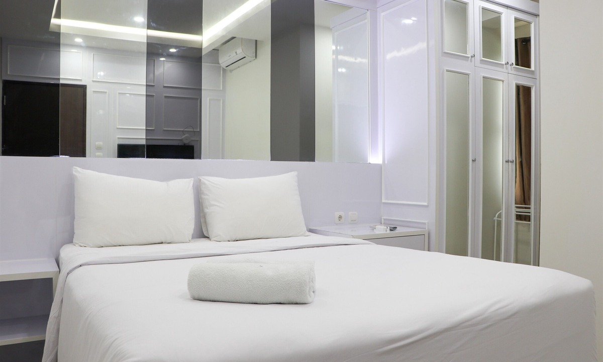 Depok Apartment | Comfort 2Br Apartment At 30Th Floor Transpark Cibubur