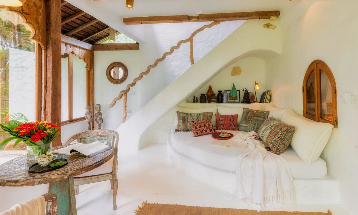 Petulu Hotel | Stone House