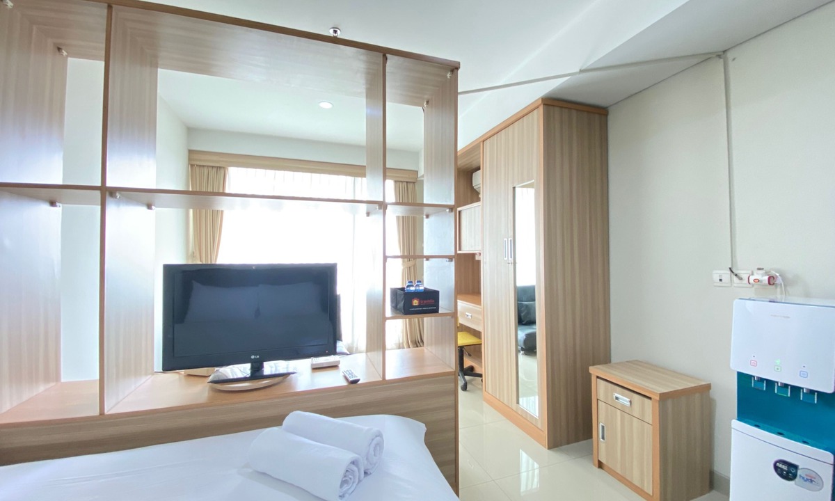 Hegarmanah Apartment | Stylish & Comfy Studio at Dago Suites Apartment
