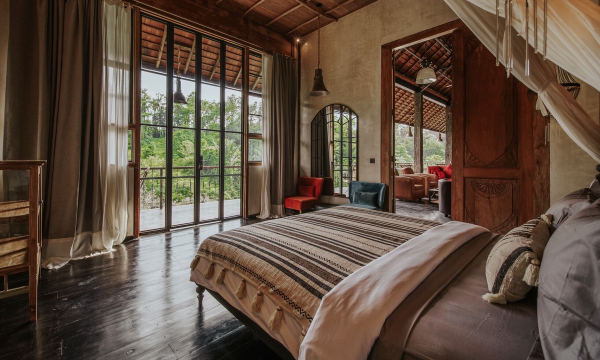 Kemenuh House | Bedulu Cliff Estate Ubud - Wood Side