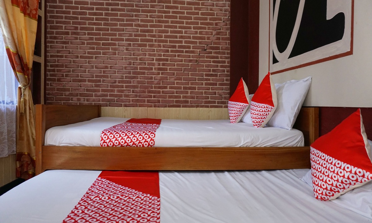 Panimbang Hotel | OYO 2860 The Castury Homestay Syariah