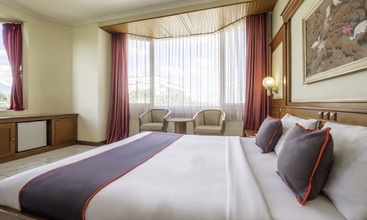 Malabar Hotel | Super OYO Collection O 25 Hotel Baltika