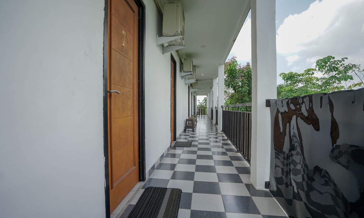Lubuklinggau Hotel | Hotel O Green Palm Kostel Syariah