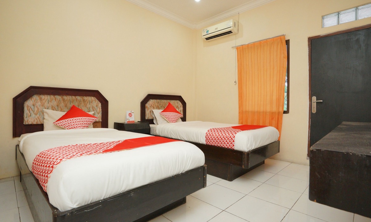 Probolinggo Hotel | OYO 2003 Female Guest House