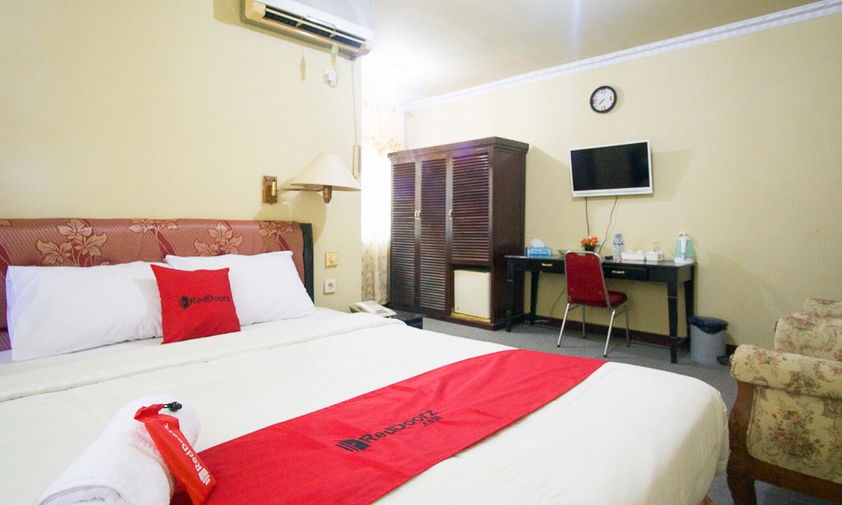 Bitung House | RedDoorz Plus near Pelabuhan Bitung