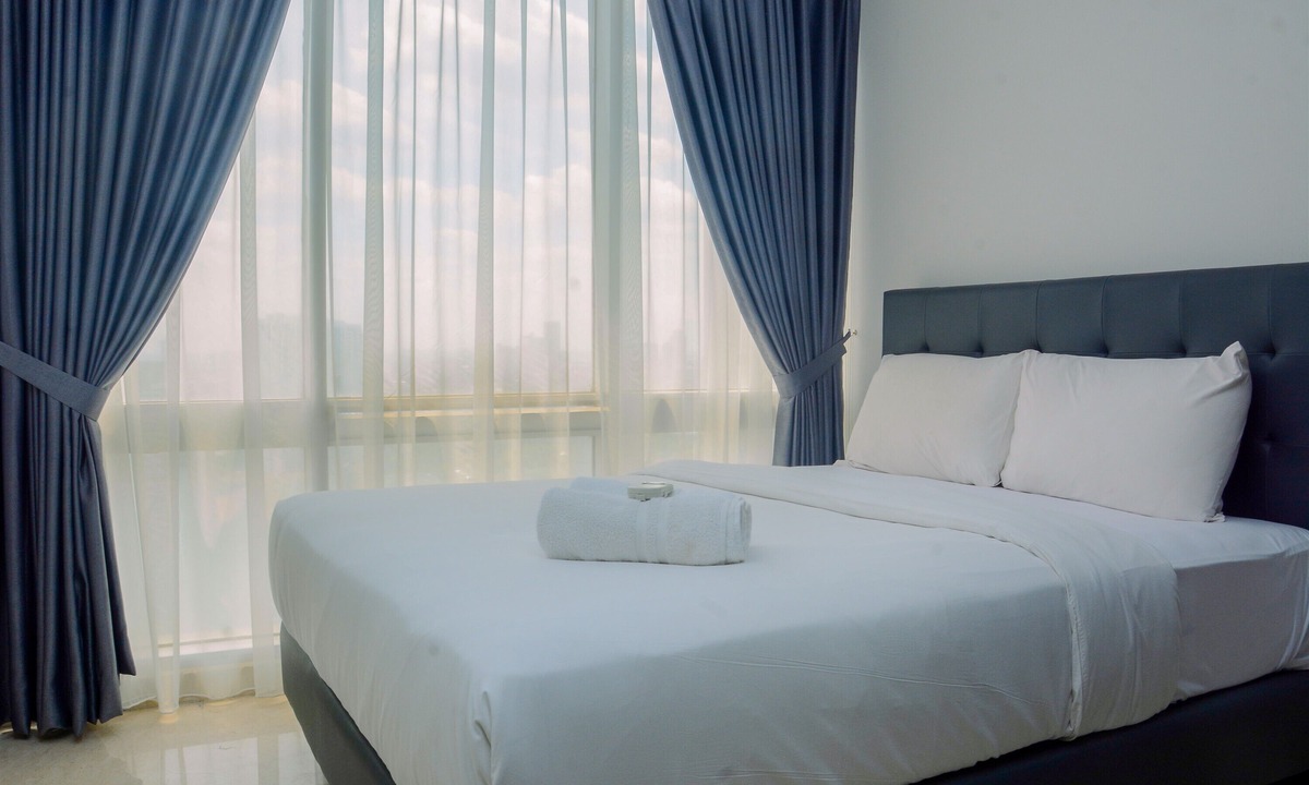 Setiabudi Apartment | Comfy and Spacious 2BR The Masterpiece Epicentrum Apartment By Travelio