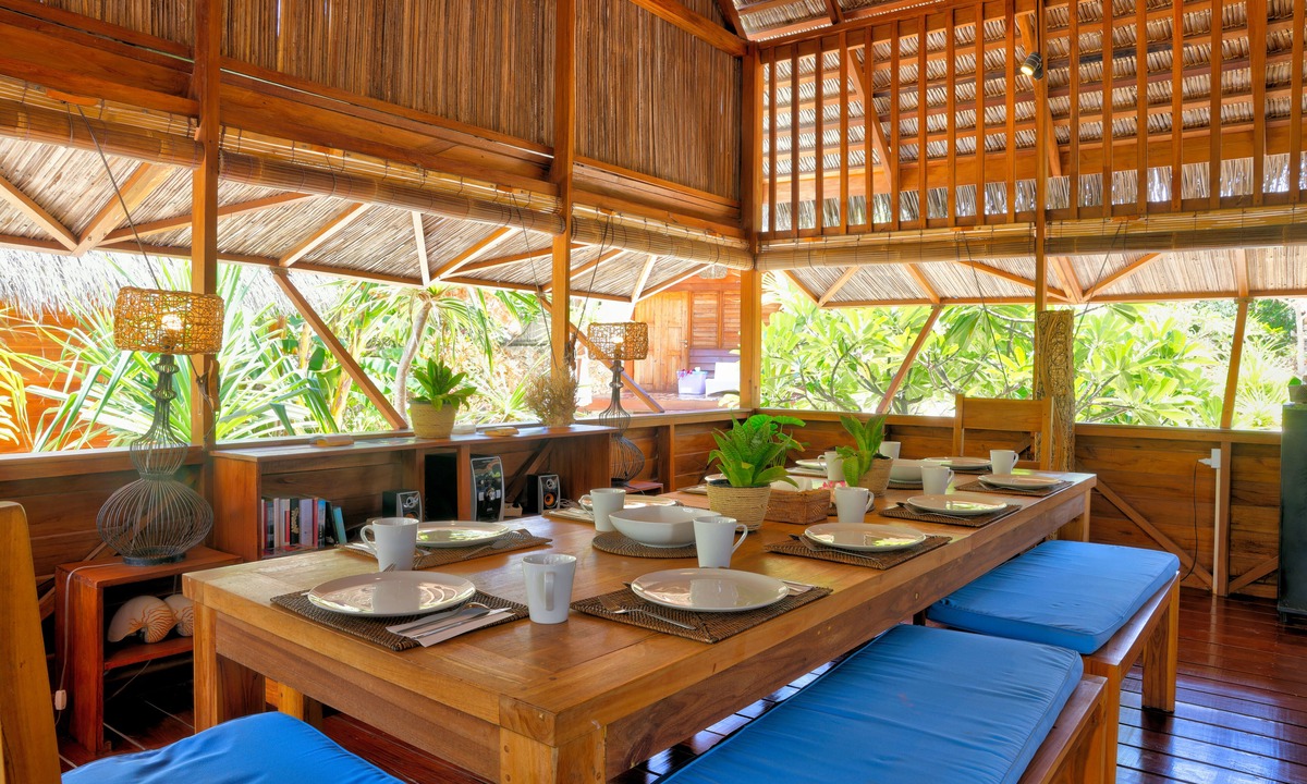 Rote Island House | Loedi Bungalows Rote