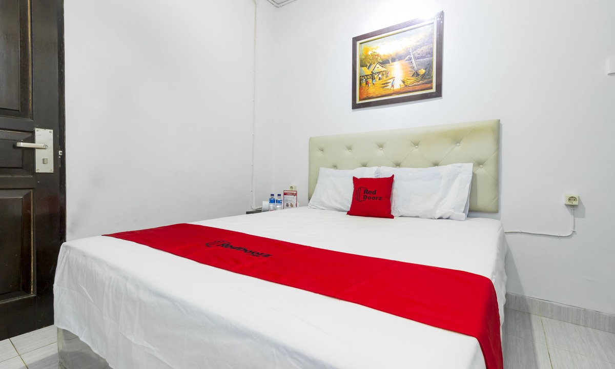 Gambir House | Reddoorz near Gajah Mada Plaza 2