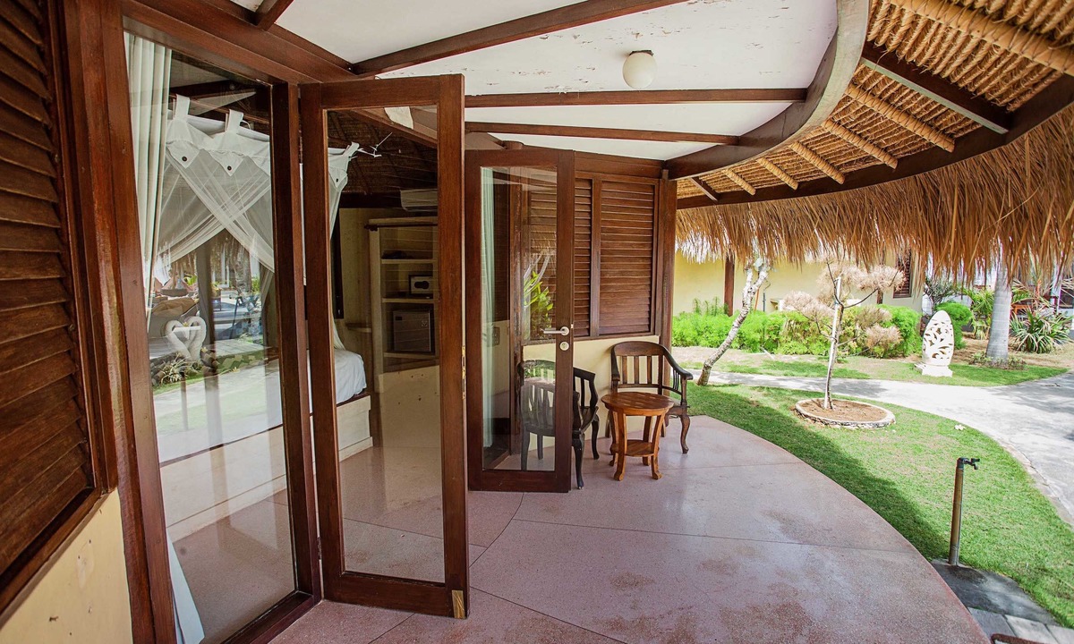 Mushroom Bay Resort | Sanghyang Bay Villas