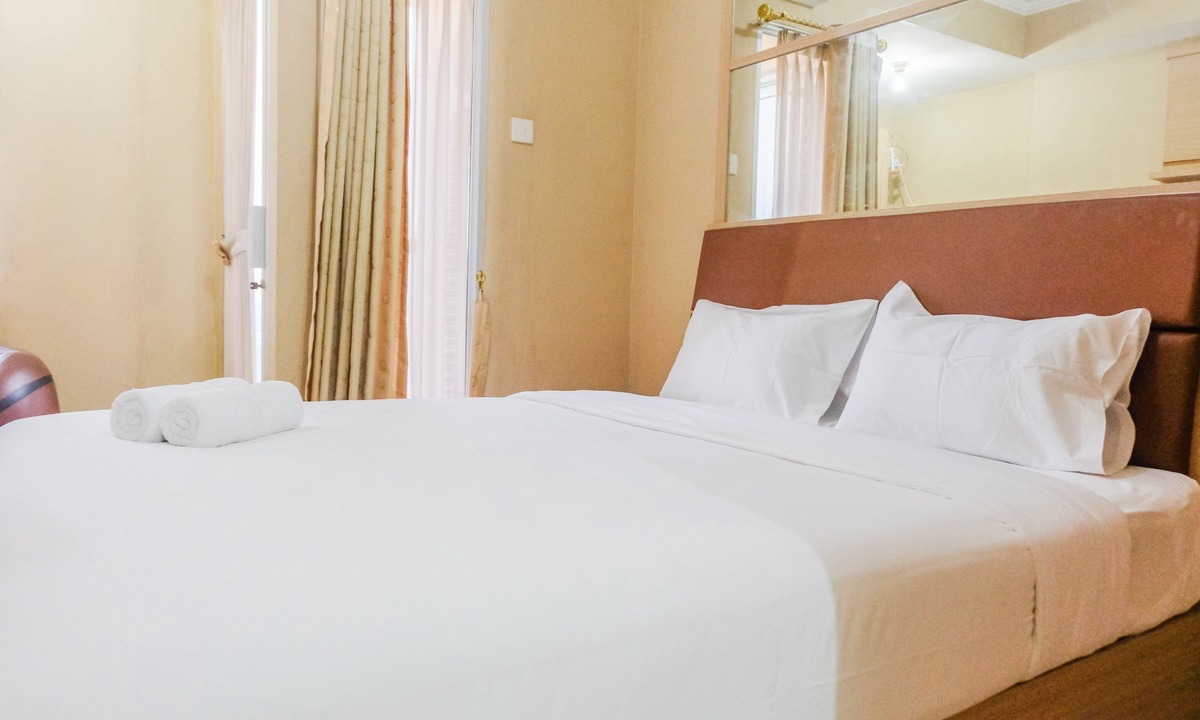 Panunggangan Utara Apartment | Minimalist Studio Room Great Western Apartment
