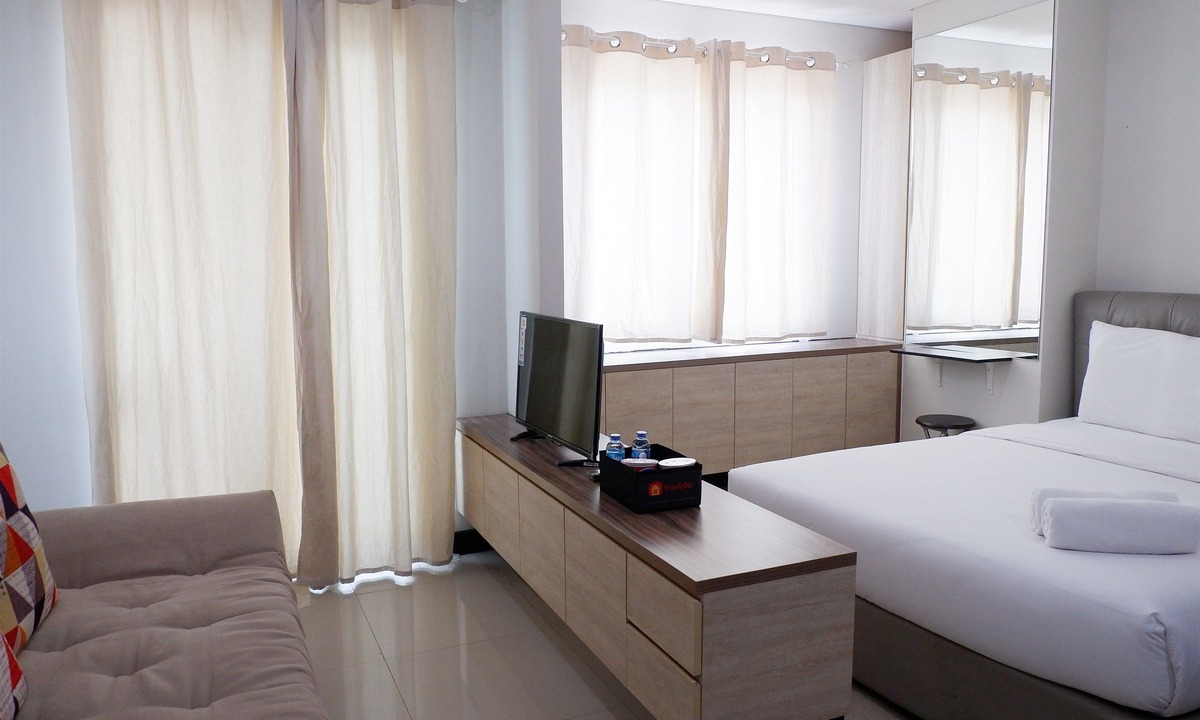 Jakarta Apartment | Close to Pool Studio Apartment Sky Terrace at Daan Mogot Baru