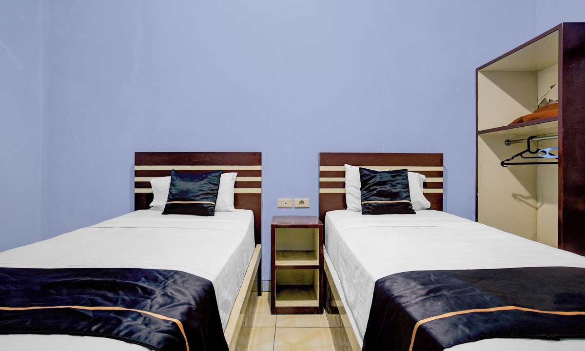 Bandar Lampung Hotel | OYO 765 Wisma Andalas Asri Syariah