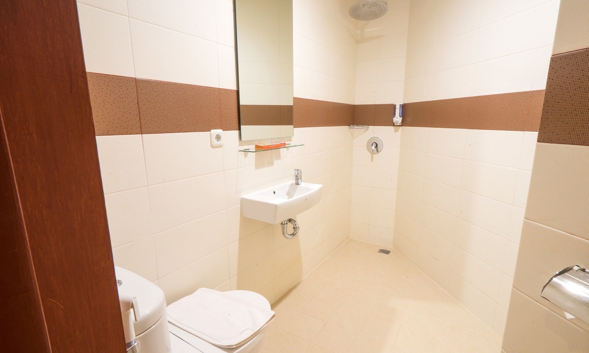 Jayapura Hotel | Front One Hotel Jayapura