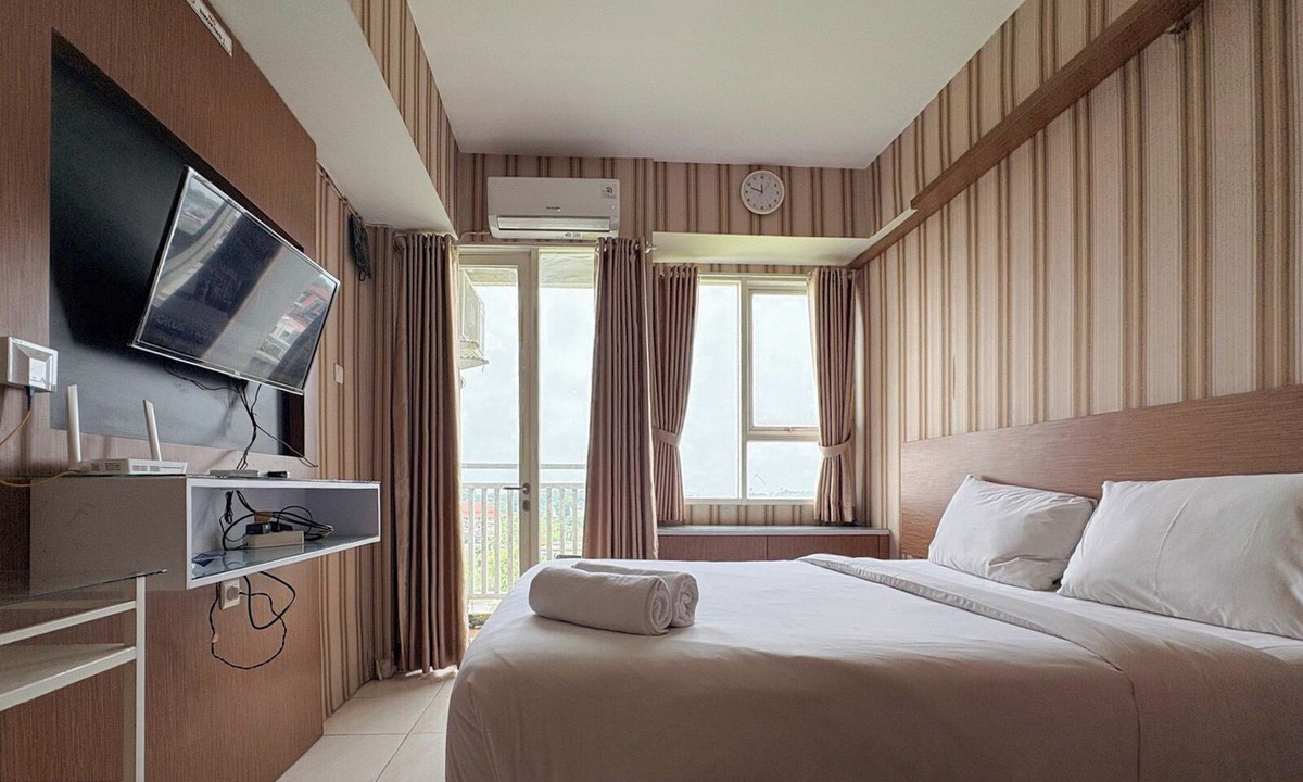 Depok Apartment | Classic Striped Touch Studio At Malioboro City Apartment