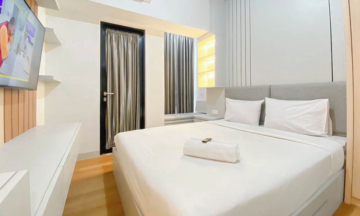 Jatingaleh Apartment | Compact Studio With City View At The Alton Apartment