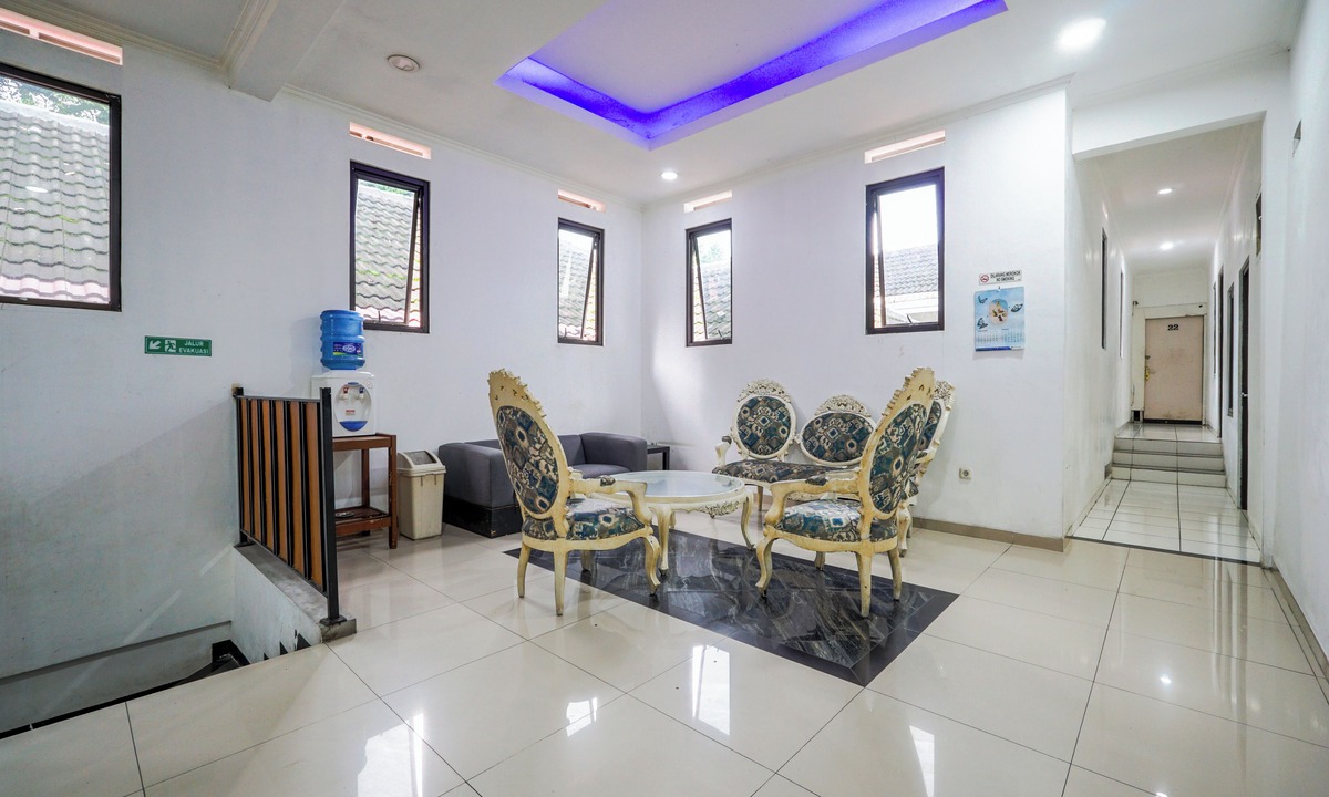 Bogor Tengah House | Bogor Guesthouse by ARBA