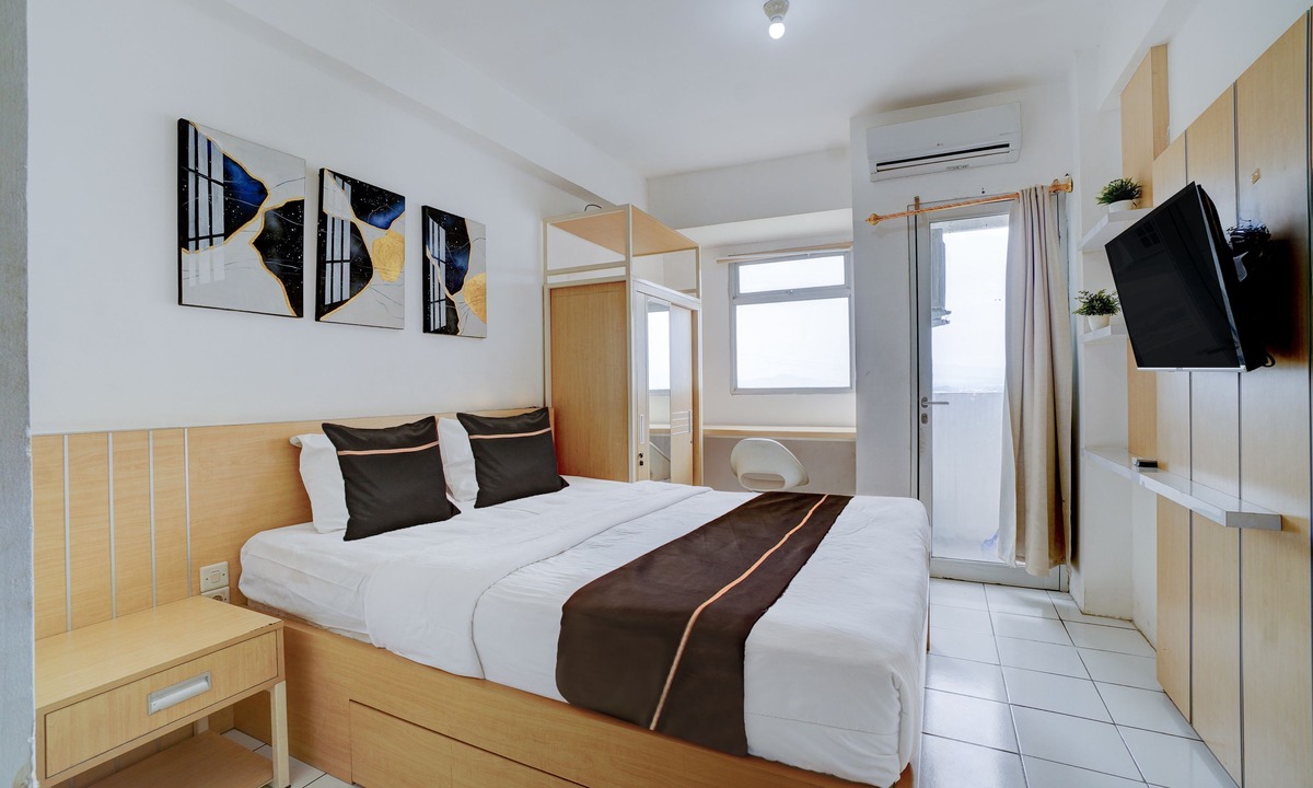 Gunung Putri Hotel | OYO 95090 Elzirooms Gunung Putri