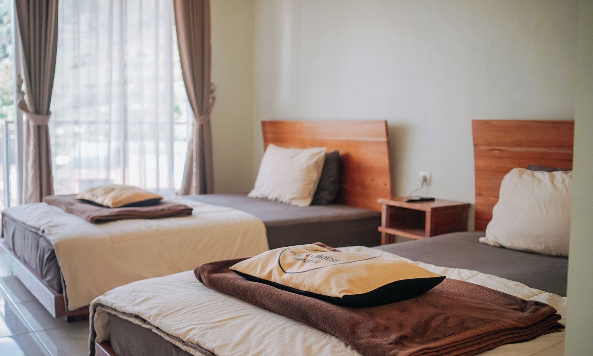 Dieng Kulon Hotel | Golden House Syariah Nexura Collection