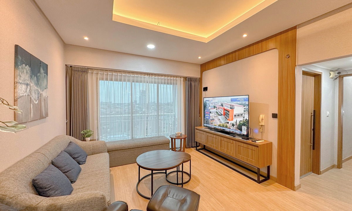 Surabaya Apartment | Modern Look With Wooden Accent 3Br At Kondominium Puncak Marina Apartment