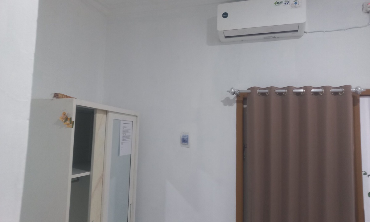 Purwokerto Hotel | OYO 94771 White House Arafah Syariah