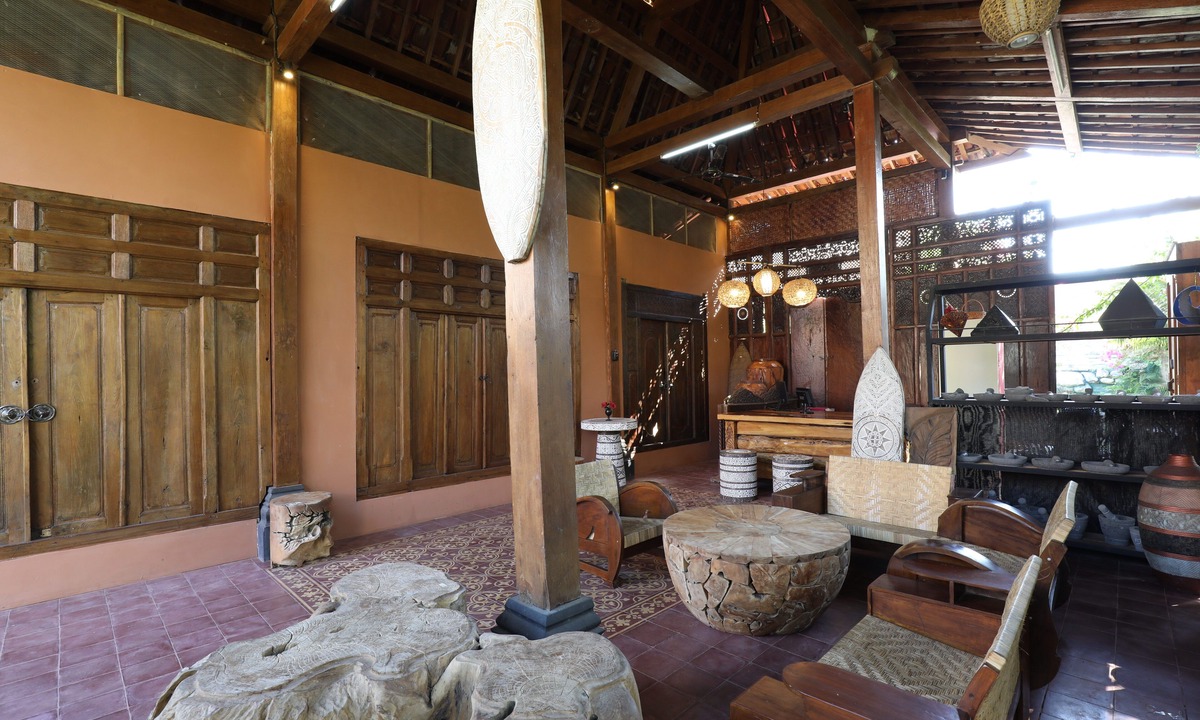 Central Lombok House | JavaLO Lite