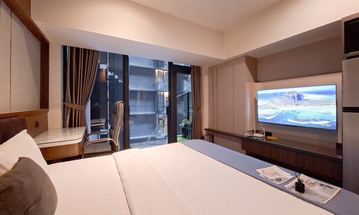Pagedangan Apartment | Modern Rustic Studio Apartment At Carstensz Residence
