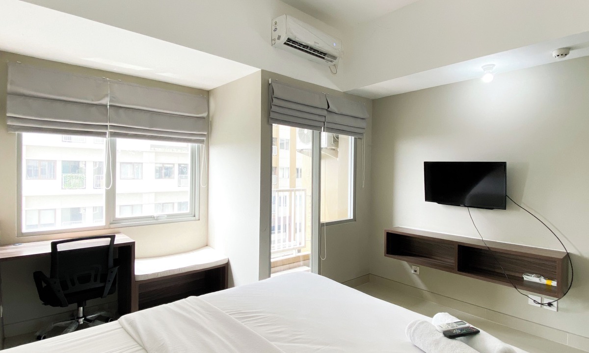 Duren Sawit Apartment | Simply Look Studio at LRT City Jatibening Apartment