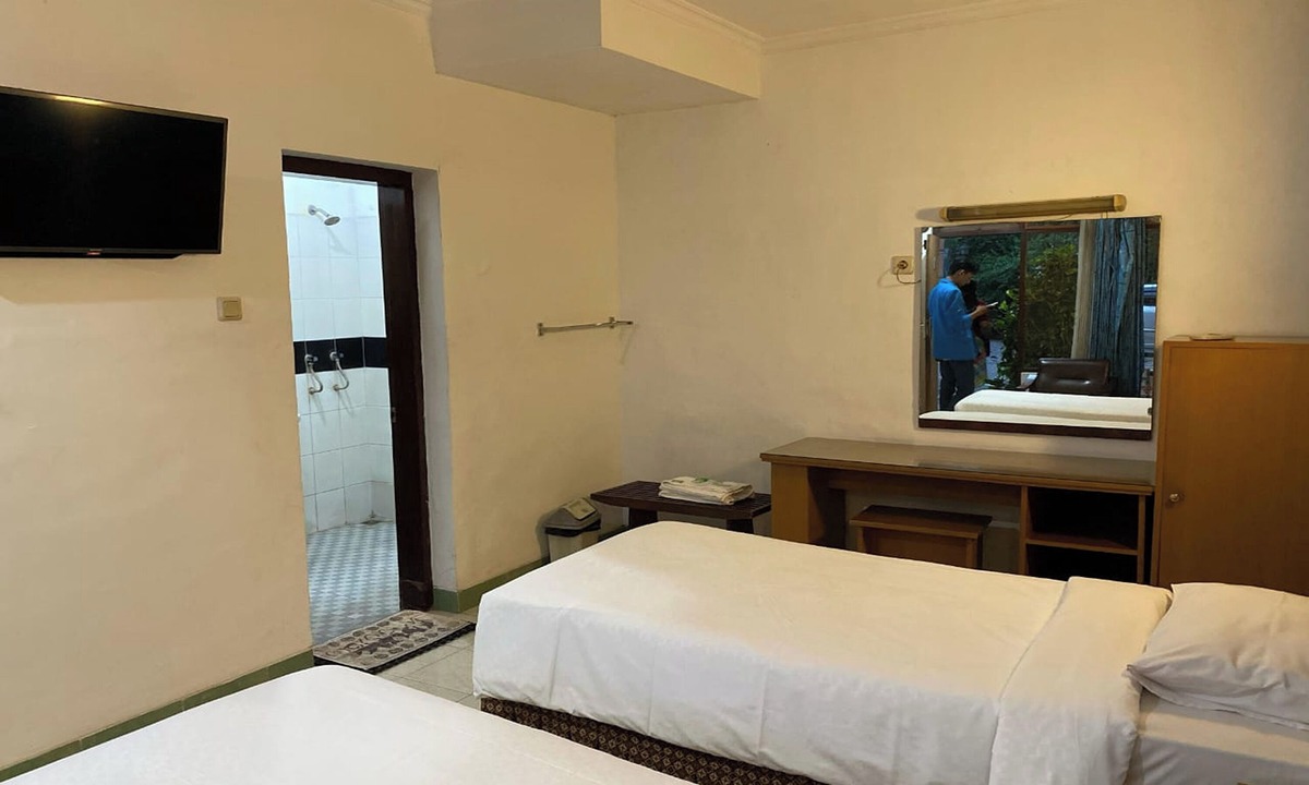 Patrang Hotel | Hotel Lestari