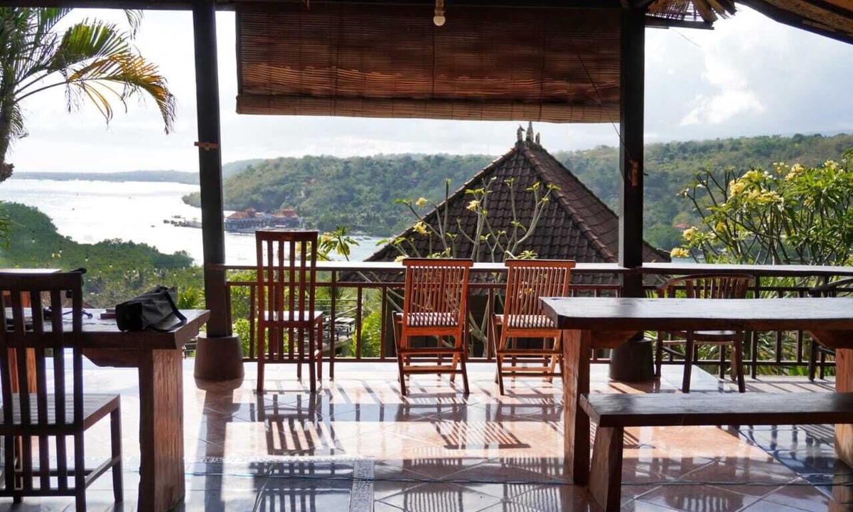 Mushroom Bay Villa | Sunrise Cottage Villa Lembongan