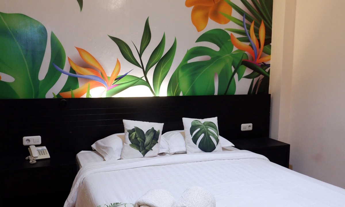 Kendari Hotel | Tropical Point Hotel Syariah