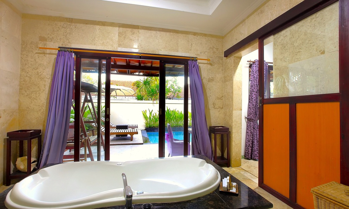 Raya Kuta Villa | Private Pool Villas Kuta