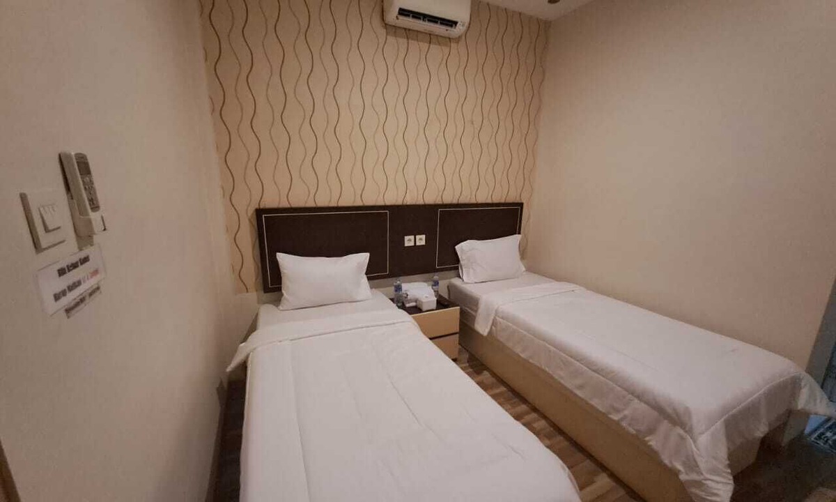 Bandar Lampung Hotel | OYO 92944 Luna Guest House