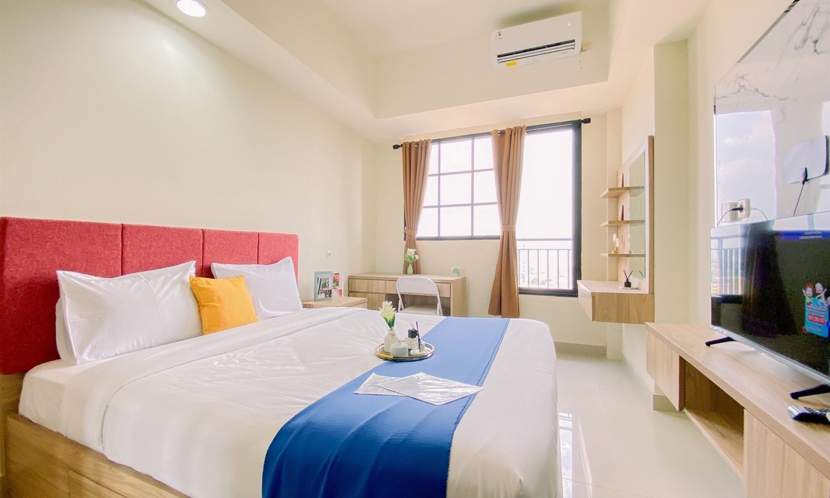 Pondokcina Apartment | Comfy and Minimalist Studio Apartment at Evenciio Margonda