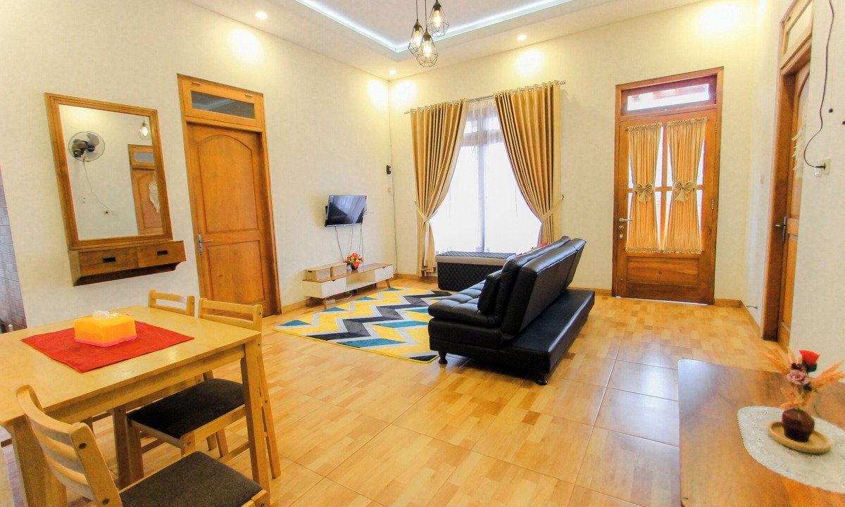 Depok Villa | Villa D'Maguwo Suites