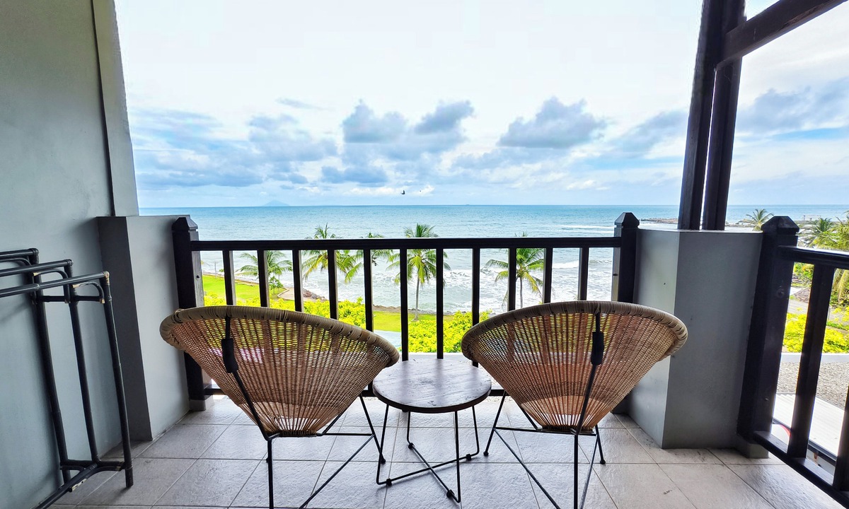 Bulakan Hotel | The West Cove Hotel