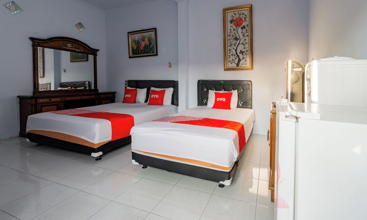 Blitar Hotel | OYO 93976 Maluku Guest House