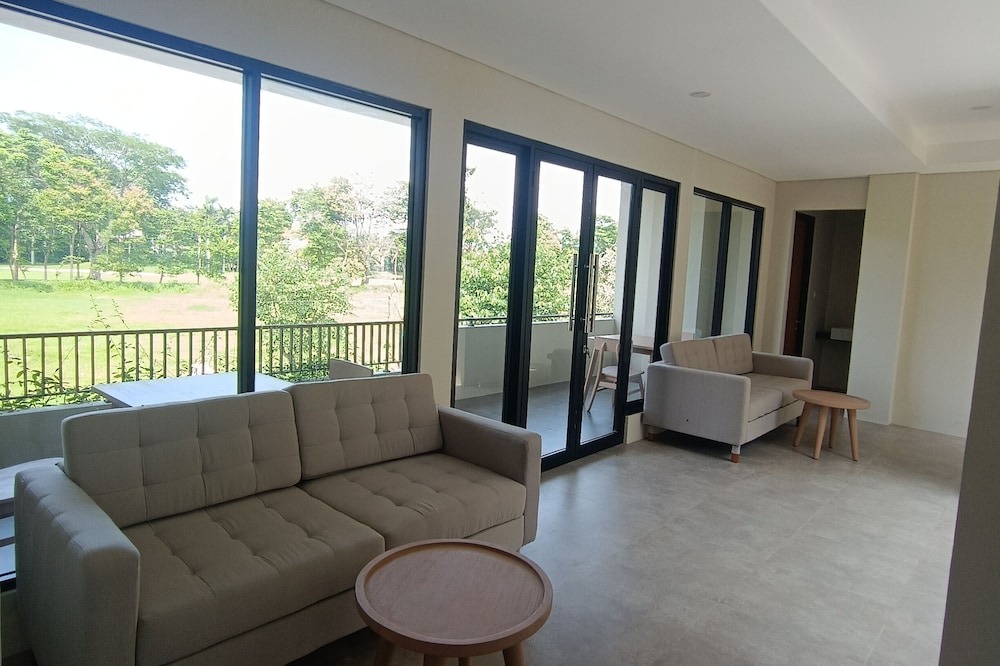 Genitri House | Se.juk Premiere