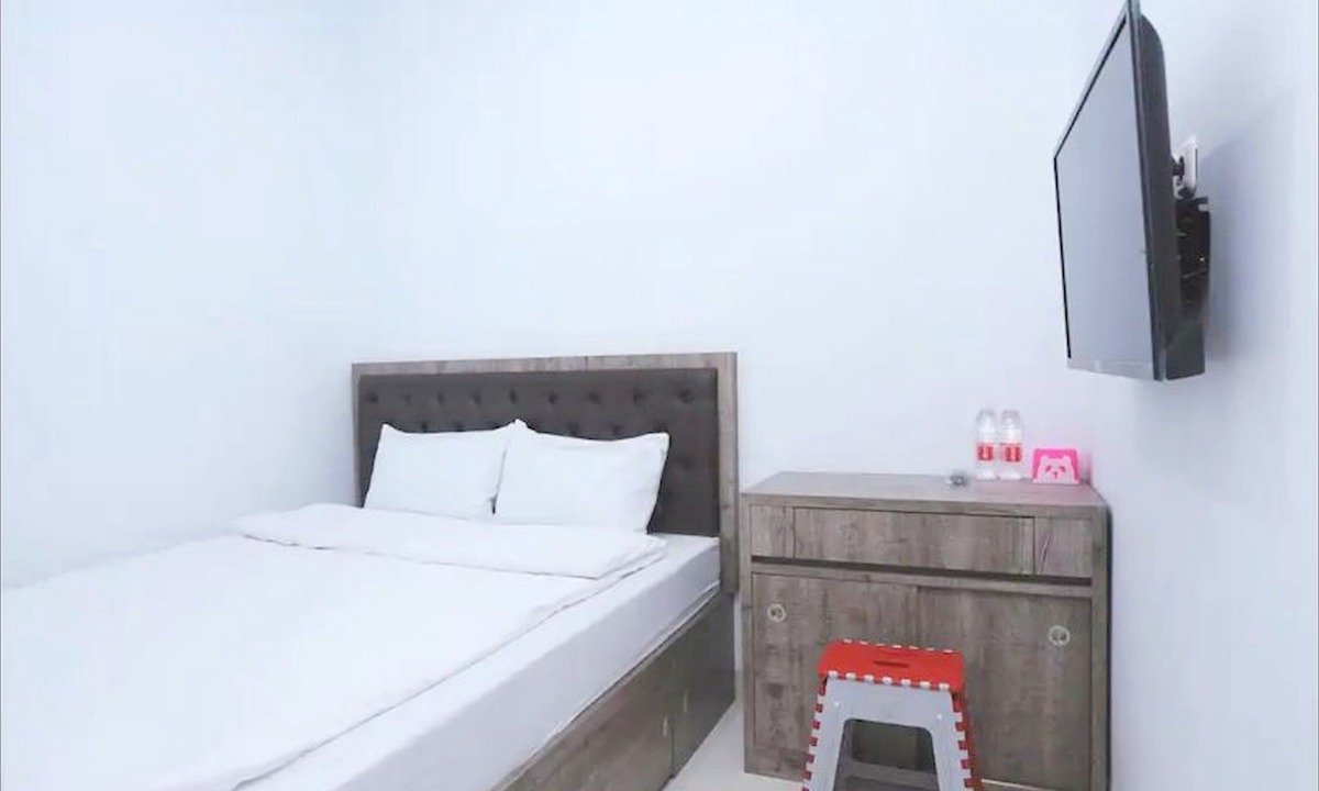 Jakarta Hotel | OYO Life 92883 Kost Ratana Cengkareng Syariah
