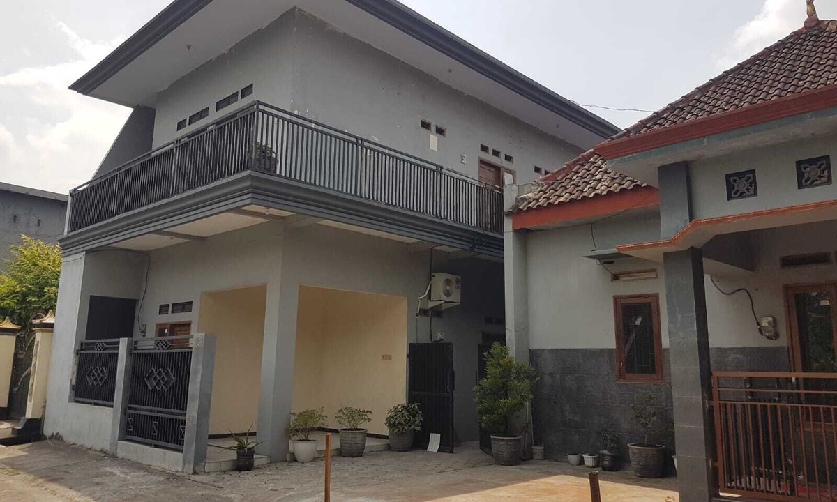 Peterongan House | Selaraskost Syariah Jombang