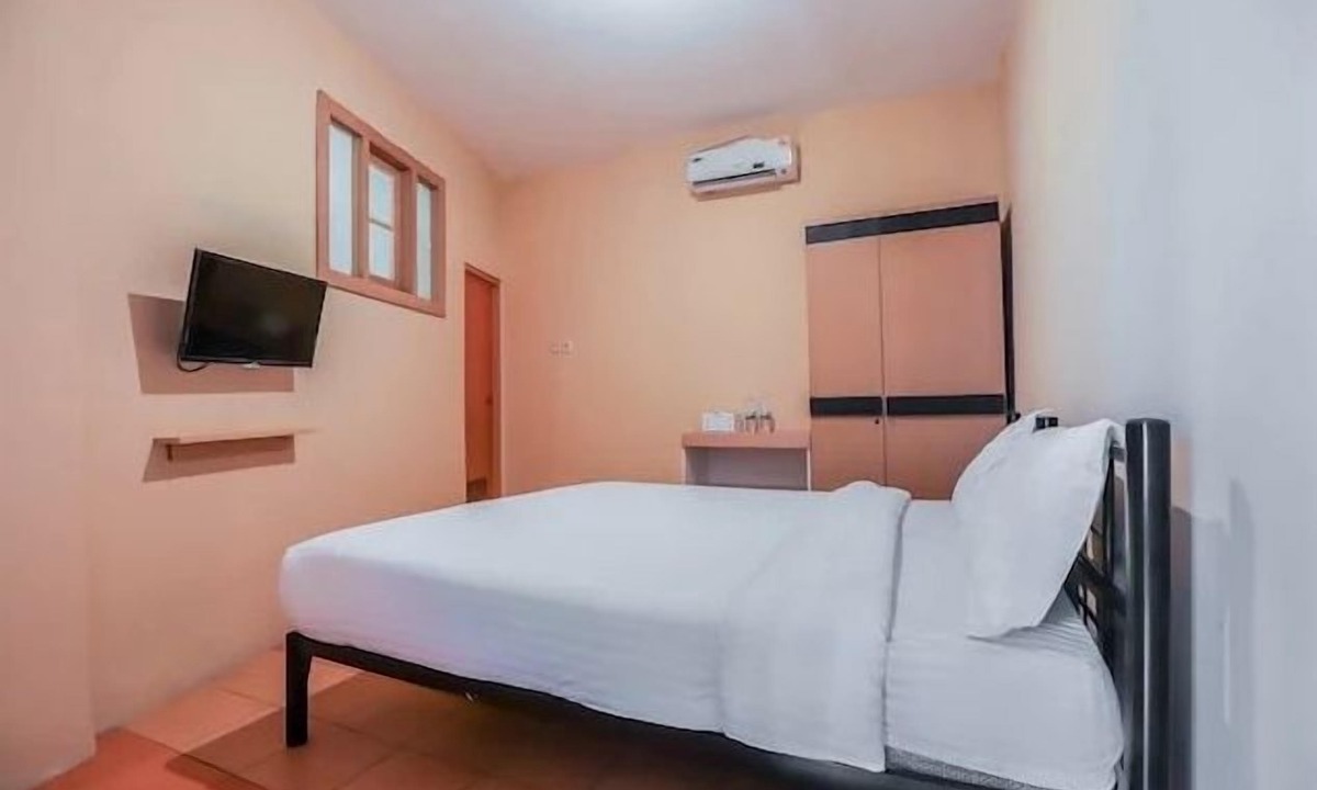 Karang Bolong Hostel | Gemilang Residence