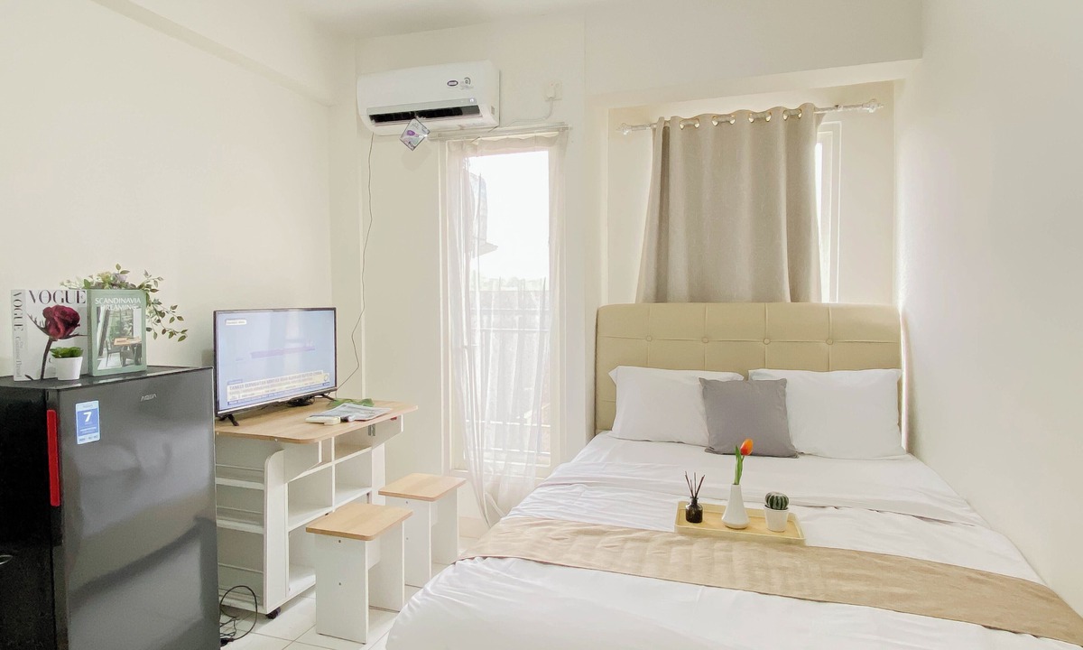 Pancawati Apartment | Simply Studio Room At Podomoro Golf View Apartment